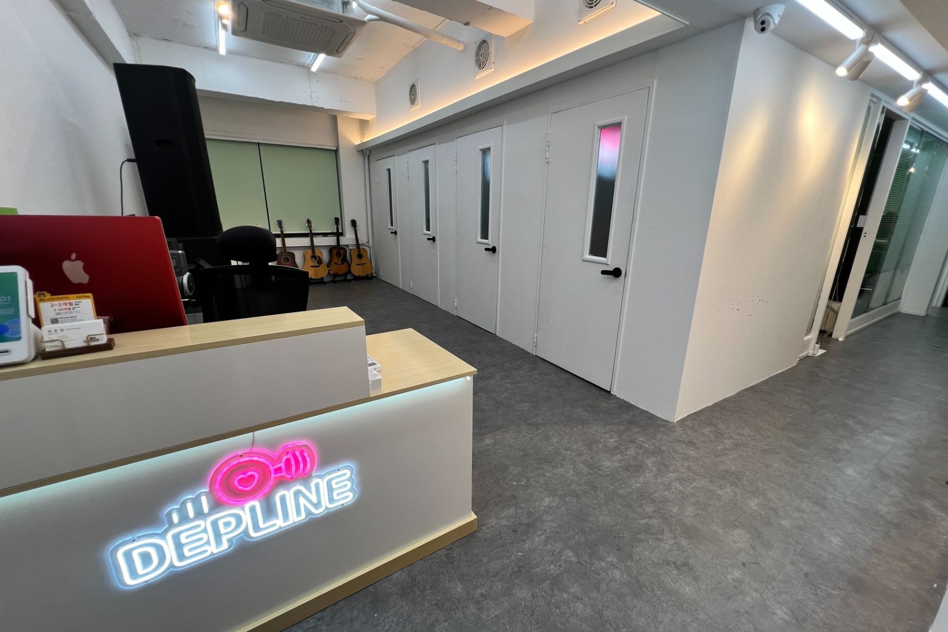 디프라인 실용음악학원 내부 전경